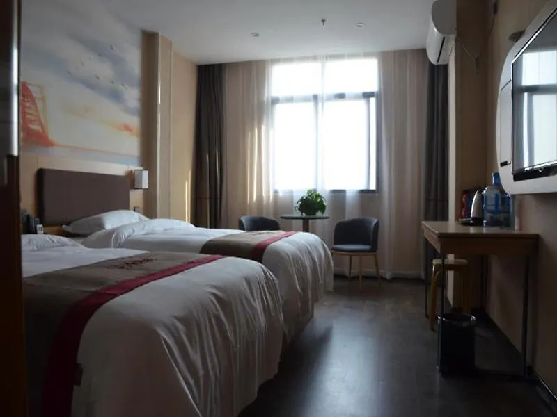 Thank Inn Chain Hotel Henan Luoyang Mengjin County Huimeng Avenue Bilingual School  Luoyang (Henan)