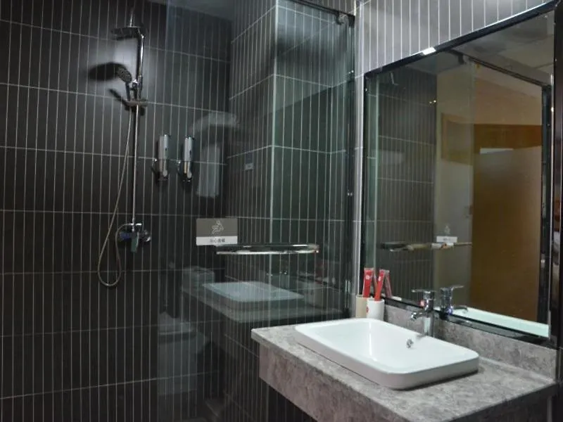 Thank Inn Chain Hotel Henan Luoyang Mengjin County Huimeng Avenue Bilingual School China