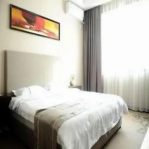 Super 8 Luoyang Ti Yu Zhong Xin 洛阳
